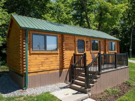 Sixteen of the Best Park Model Cabins for you to Buy Right Now - Log Cabin Hub