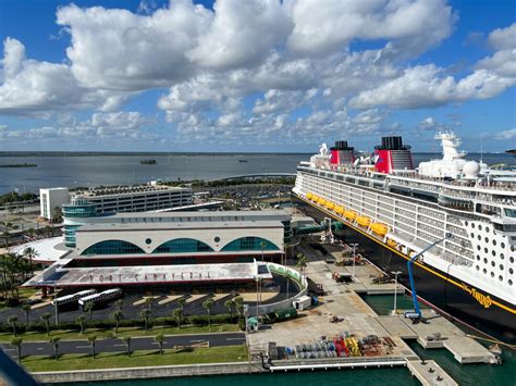 Closest Airport to Port Canaveral - Where Should You Fly To? - EverythingMouse Guide To Disney