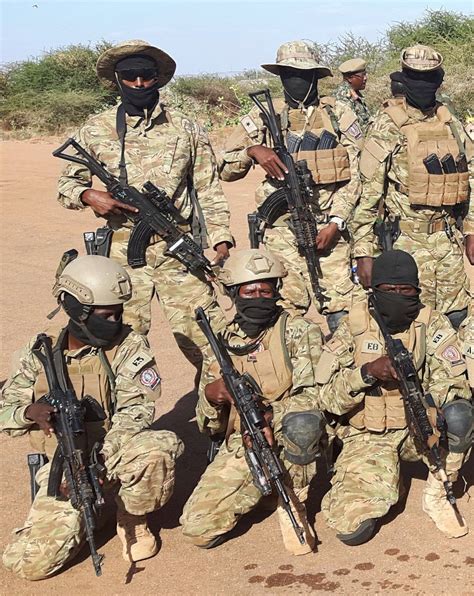 Somali Special Forces "Danab Commandos" [1375 x 1729] : r/MilitaryPorn