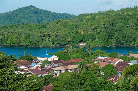 A Tropical Holiday With Serious Travel Cred: Indonesia’s ‘Spice Islands’ - WSJ