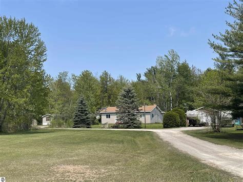 4264 TOWNLINE ROAD, STANDISH, MI 48658 – Arenac Realty Co. Pete Stanley & Associates