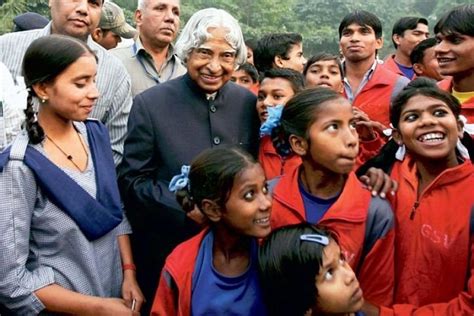 Orphan Girl Remembers APJ Abdul Kalam’s Helpful Gesture Towards Her HIV Positive Siblings