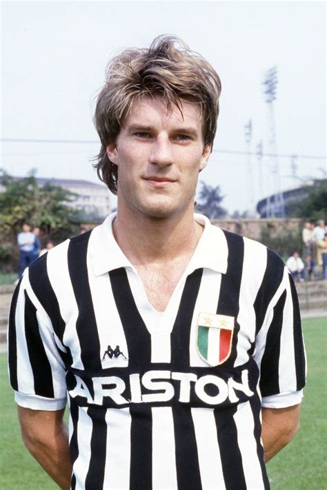 Michael Laudrup | Michael laudrup, Best football players, Football images