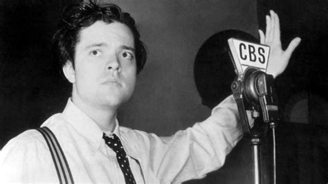 Orson Welles‘ ’War of the Worlds' Broadcast 1938 and Ominous Echoes In Media