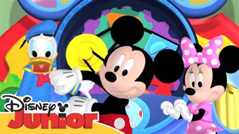 Disney Junior Garden Party - Mickey Mouse Clubhouse Hot Dog Dance - YouTube