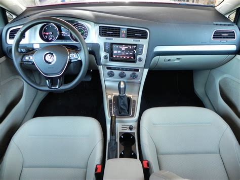 2015 Volkswagen Golf Sportwagen interior review | Aaron on Autos