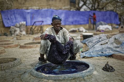 INDIGO COLOR TREND | The beautiful Indigo textiles from West Africa