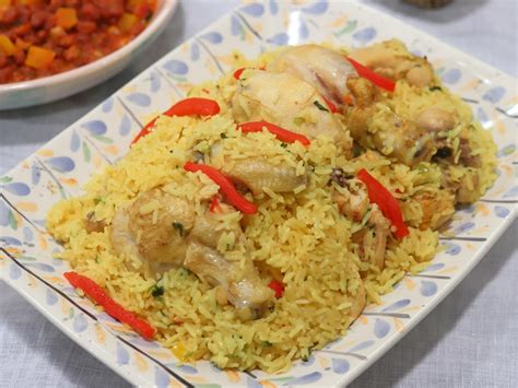 Arroz con Pollo con Habichuelas Guisadas - El Gourmet