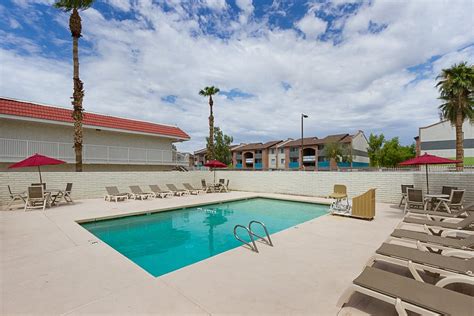 RED ROOF INN PHOENIX - MIDTOWN $50 ($̶8̶8̶) - Prices & Motel Reviews - AZ - Tripadvisor