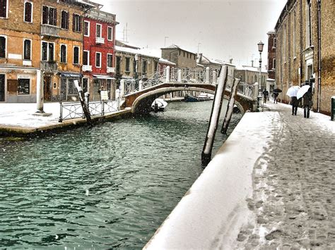 Cold winter in Venice de Thierry Bouriat | Venice in winter, Visit venice, Venice italy travel