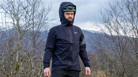 Rapha Trail Gore-Tex Infinium Jacket review – stylish bad weather ...