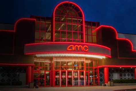 AMC Theaters Saved From Bankruptcy | GIANT FREAKIN ROBOT