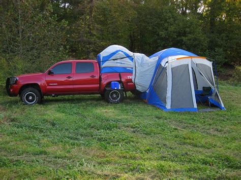 Awesome set-up Peter! A combination of the Sportz Truck and SUV tent.