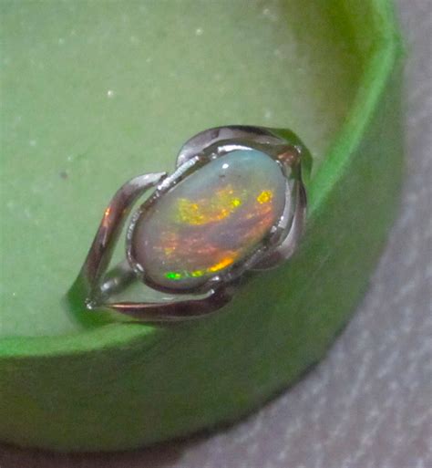 Australian opal ring,black opal rings,handmade jewelry Graham Black.
