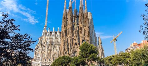 Your Complete Guide To Visiting The Sagrada Familia Towers