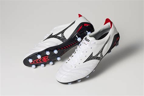 フットボールシューズ「MORELIA NEO IV JAPAN」「MORELIA NEO IV β JAPAN」 発売｜ミズノ株式会社