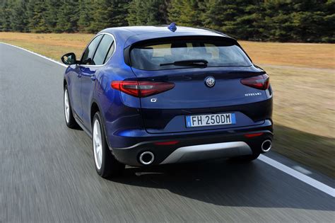 2018 Alfa Romeo Stelvio Q4 First Drive Review