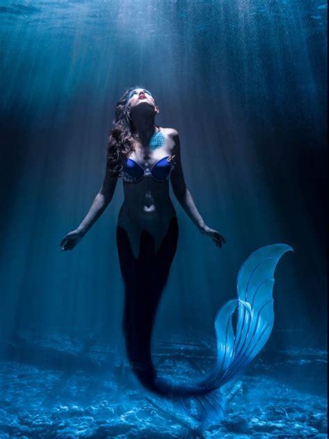 Mermaid | Mermaid art, Beautiful mermaids, Siren mermaid