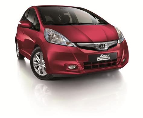 All-New Honda Jazz Hybrid (Milano Red) – Zerotohundred | Zerotohundred