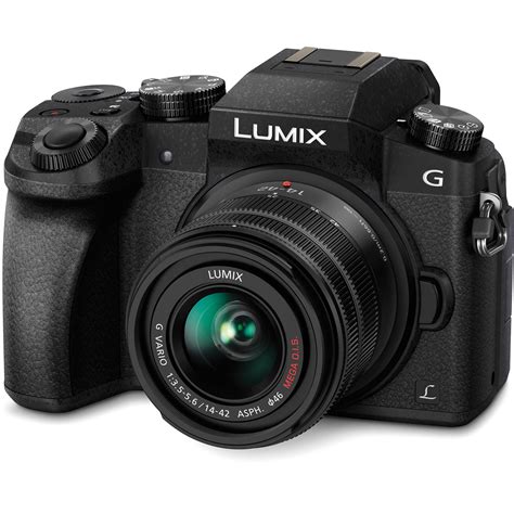 Panasonic Lumix G7 Mirrorless Camera with 14-42mm Lens DMC-G7KK