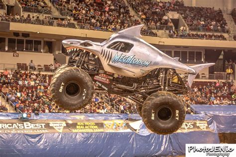 Megalodon (2Xtreme Racing) | Monster Trucks Wiki | Fandom