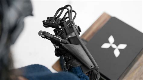 HaptX Glove Delivers Impressively Detailed Micro-pneumatic Haptics, Force Feedback