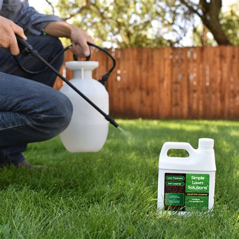 Liquid Soil Loosener (32 ounce) | Simple Lawn Solutions