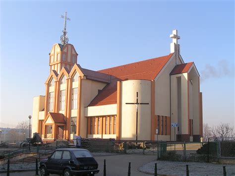 File:Modern church in Dzierżoniów, Poland.jpg - Wikimedia Commons