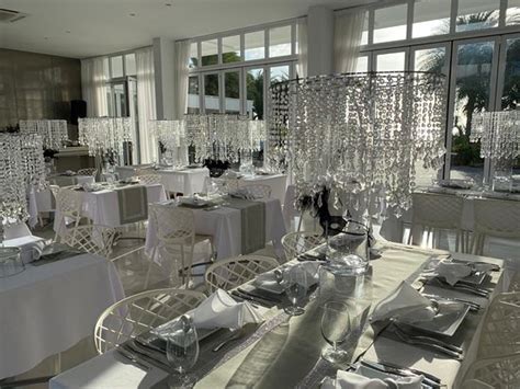 OCEAN Z RESTAURANT, Noord - Menü, Preise & Restaurant Bewertungen ...