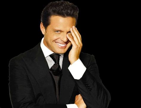 Luis Miguel Biography