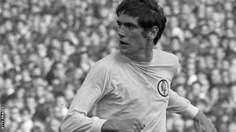 Norman Hunter: Leeds legend 'fighting coronavirus hard' but 'severely unwell' - BBC Sport