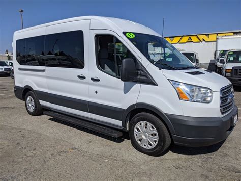 2015 Ford Transit-350 Mid Roof 15 Passenger Van B05951