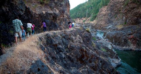 Rogue River Hiking & Walking Trips - RiverSearch