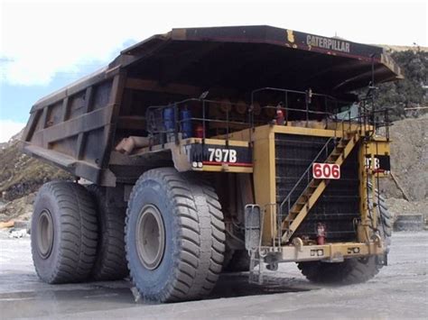 Caterpillar Truck 797