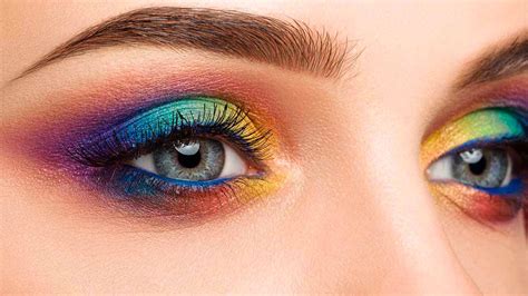 Simple Colorful Eye Makeup | Daily Nail Art And Design