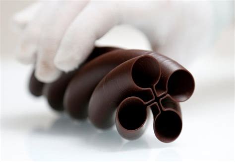 Smart Gastronomy Lab Spinoff 3D Prints Chocolate Easter Shapes and Beer ...