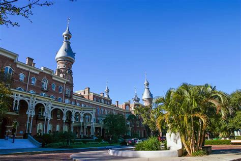 University of Tampa: Acceptance Rate, SAT/ACT Scores, GPA