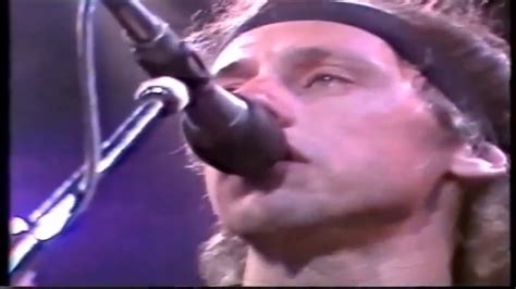 So Far Away - Dire Straits (live at Sydney Entertainment Centre 1986) - YouTube