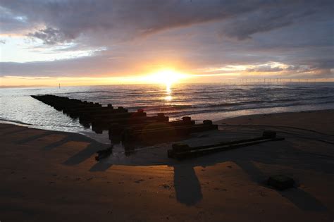 Crosby, beach, liverpool, merseyside, sea - free image from needpix.com