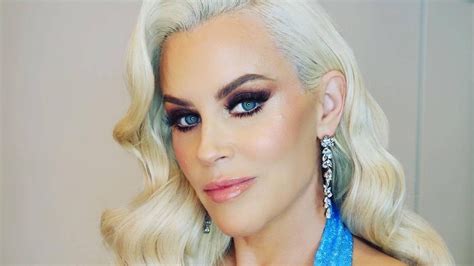 The Masked Singer's Jenny McCarthy looks so different as she shares ...