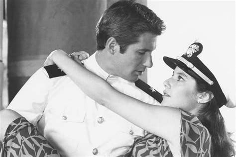 Richard Gere and Debra Winger in An Officer and a Gentleman 24x36 Poster - Walmart.com