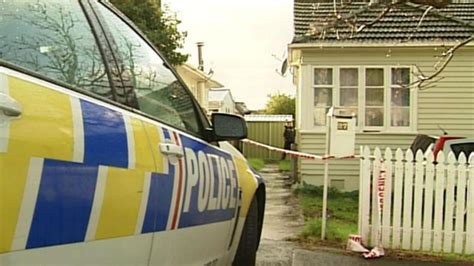 Police continue investigation into Onehunga death | Newshub