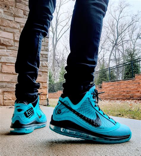 LeBron 7 All Star : r/moresneakers