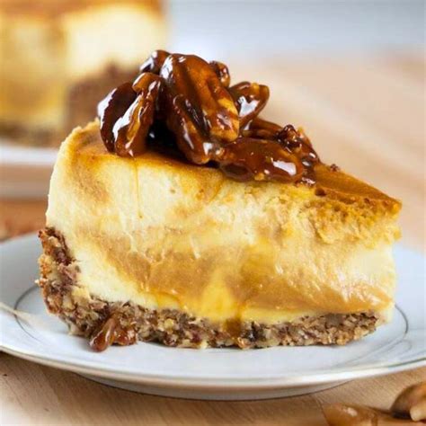 How to Make Pecan Caramel Cheesecake in Easy Steps