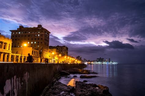 Cuba Nightlife 2022: What to expect + best places to visit!