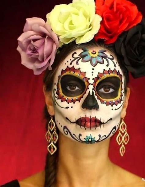 Les plus beaux maquillages Dia De Los Muertos - Elle | Maquillage mexicain, Coiffure halloween ...