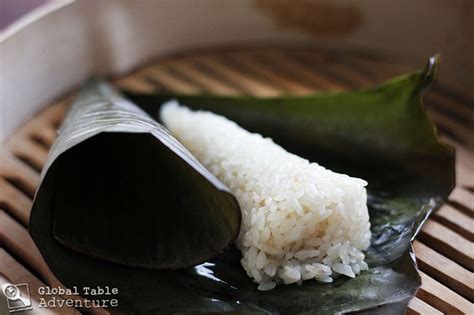 Coconut Sticky Rice in Banana Leaves | Lemang