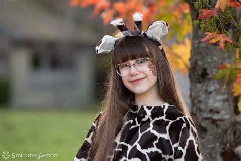 Giraffe Costume - How To Make The Cutest Giraffe Costume - 5 Minutes ...