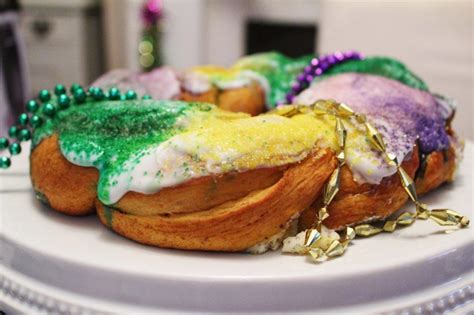 Homemade Cream Cheese Pecan Praline King Cake - LEMON BABY | Recipe | King cake, Pecan pralines ...