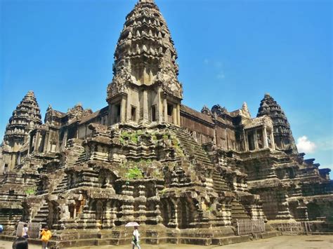 Hiring bikes to explore Angkor Wat, Cambodia